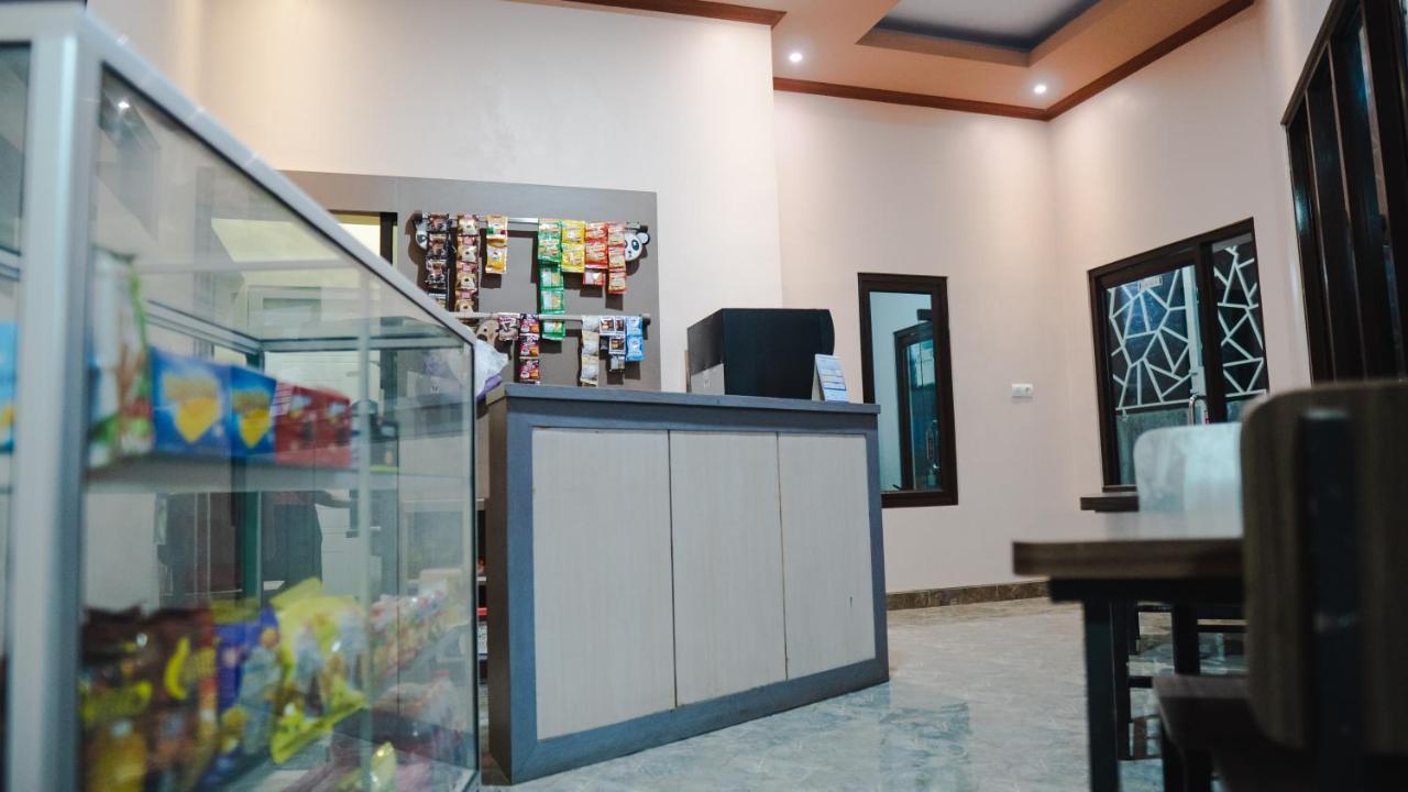 Sitiinggil Guest House Syariah Tegal  Εξωτερικό φωτογραφία