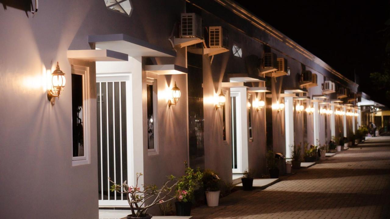 Sitiinggil Guest House Syariah Tegal  Εξωτερικό φωτογραφία